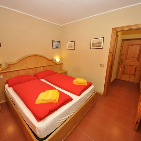 Casa Florin Giumel By