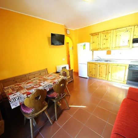 Casa Florin Giumel By Apartament