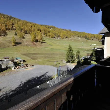 Casa Florin Giumel By