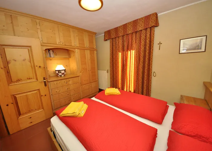 Apartmán Casa Florin Giumel By *